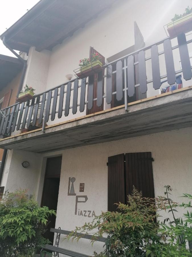 조네 Casa Vacanze 'La Piazza' 빌라 외부 사진