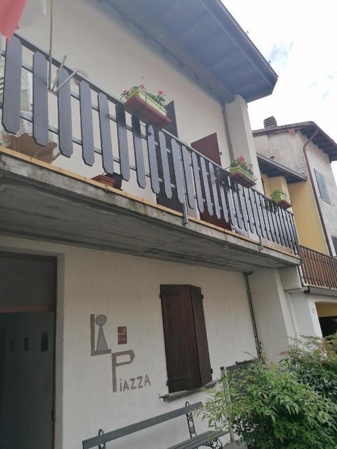 조네 Casa Vacanze 'La Piazza' 빌라 외부 사진