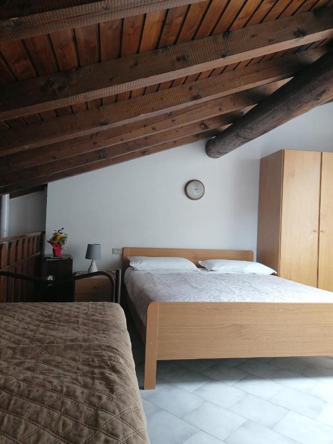조네 Casa Vacanze 'La Piazza' 빌라 외부 사진