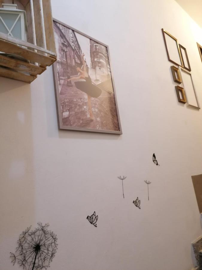 조네 Casa Vacanze 'La Piazza' 빌라 외부 사진